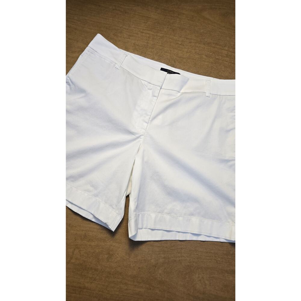 J. Crew 7" Chino Shorts, Casual, Cotton White Size 12